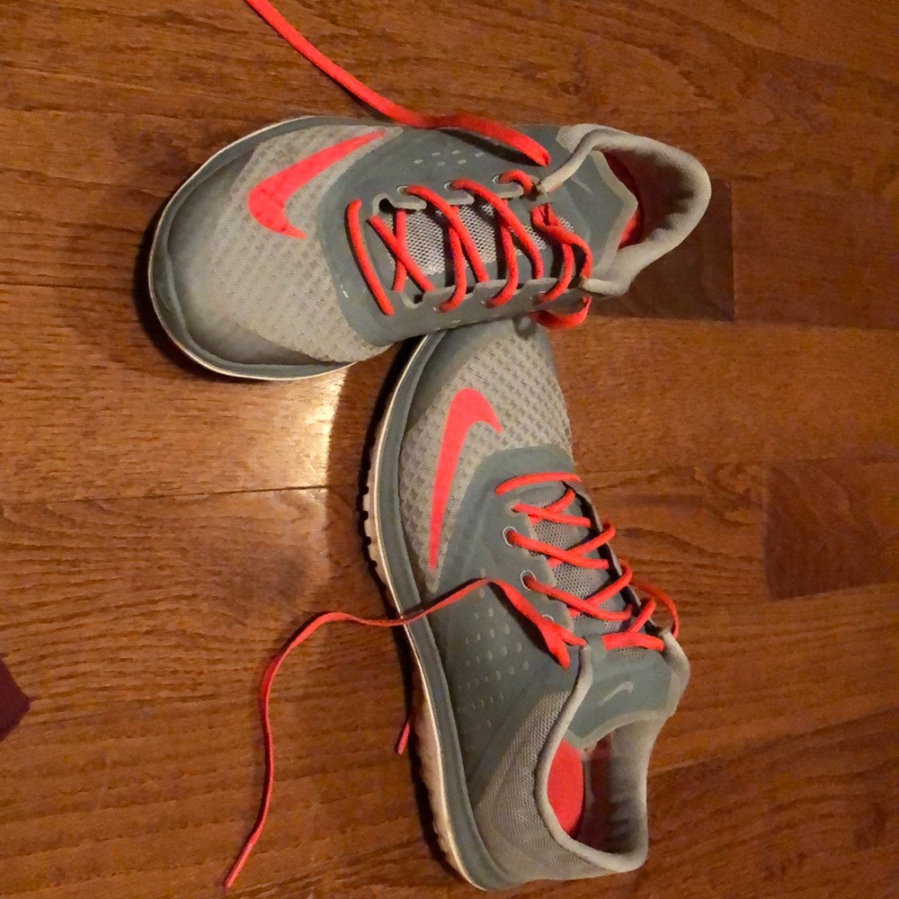 Nike women’s